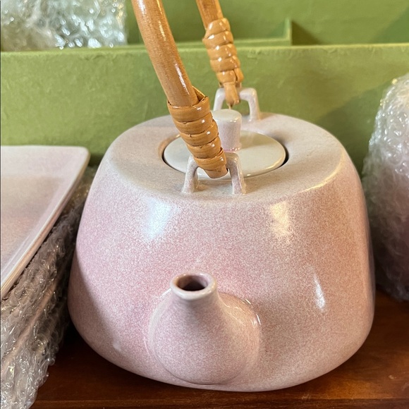 Vintage Ceramics Pink Tea Set with Bamboo Handle - Picture 5 of 14